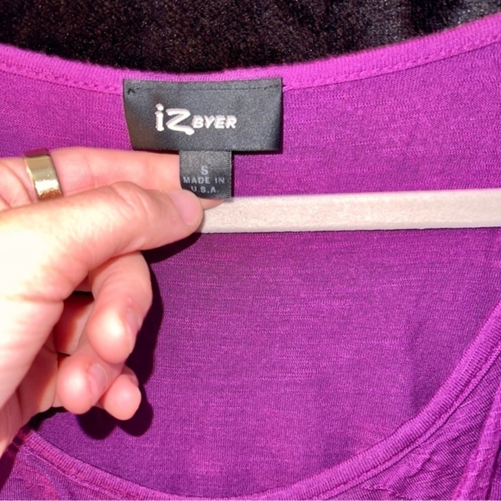 #132 🥀 iZBYER Ruffled Women’s Blouse - Picture 3 of 5